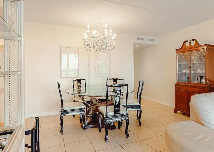 Elegant Beachfront With Balcony Washer & Dryer Ac Pools Sauna & Gym *