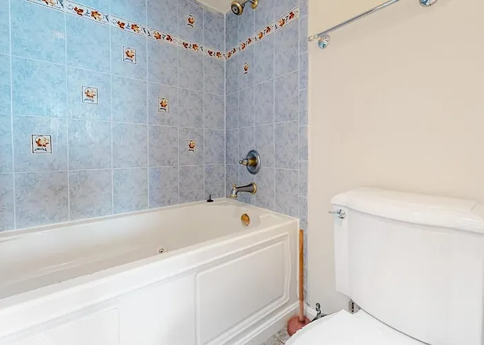 Elegant Beachfront With Balcony Washer & Dryer Ac Pools Sauna & Gym Ocean City